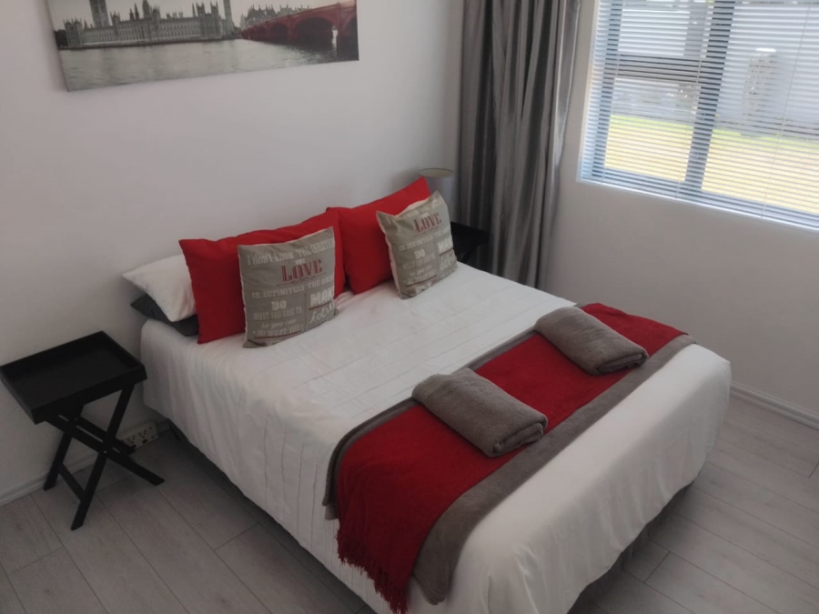 3 Bedroom Property for Sale in Wavecrest Eastern Cape